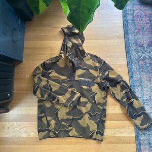 Eddie Bauer Camo Hooded Pullover
